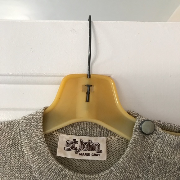 St. John Classic Dress - Picture 2 of 4